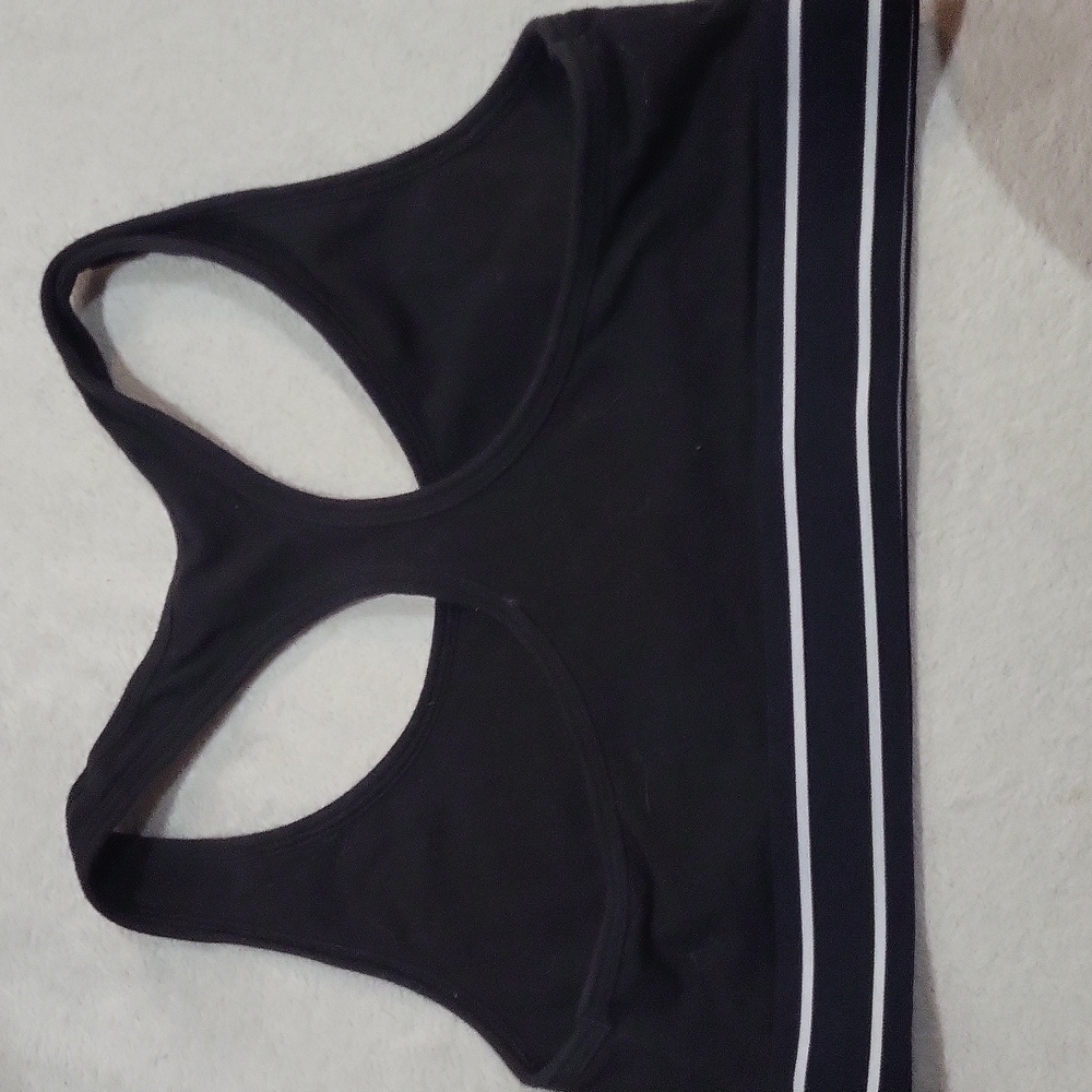Victoria's Secret PINK Sport Bra - Picture 9 of 9